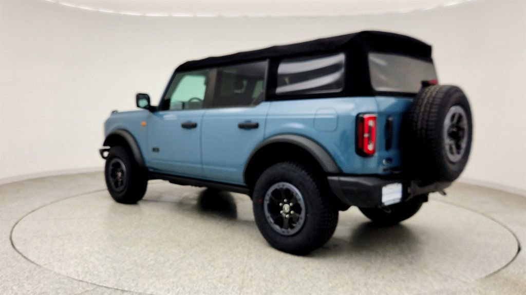 Used 2021 Ford Bronco Badlands image 7