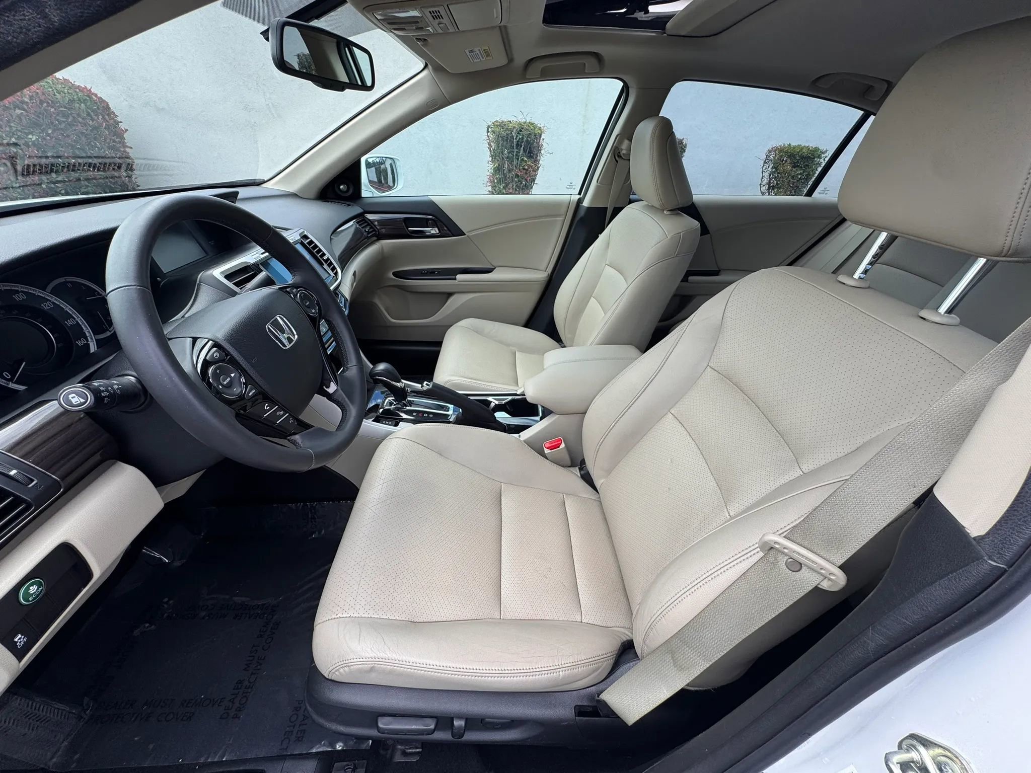 Used 2017 Honda Accord EX-L image 11