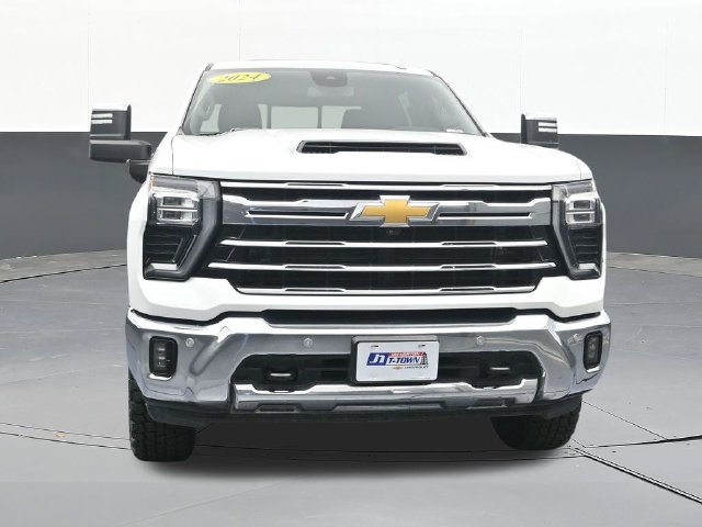 Used 2024 Chevrolet Silverado 2500 LTZ w/ LTZ Convenience Package AWD/4WD image 22