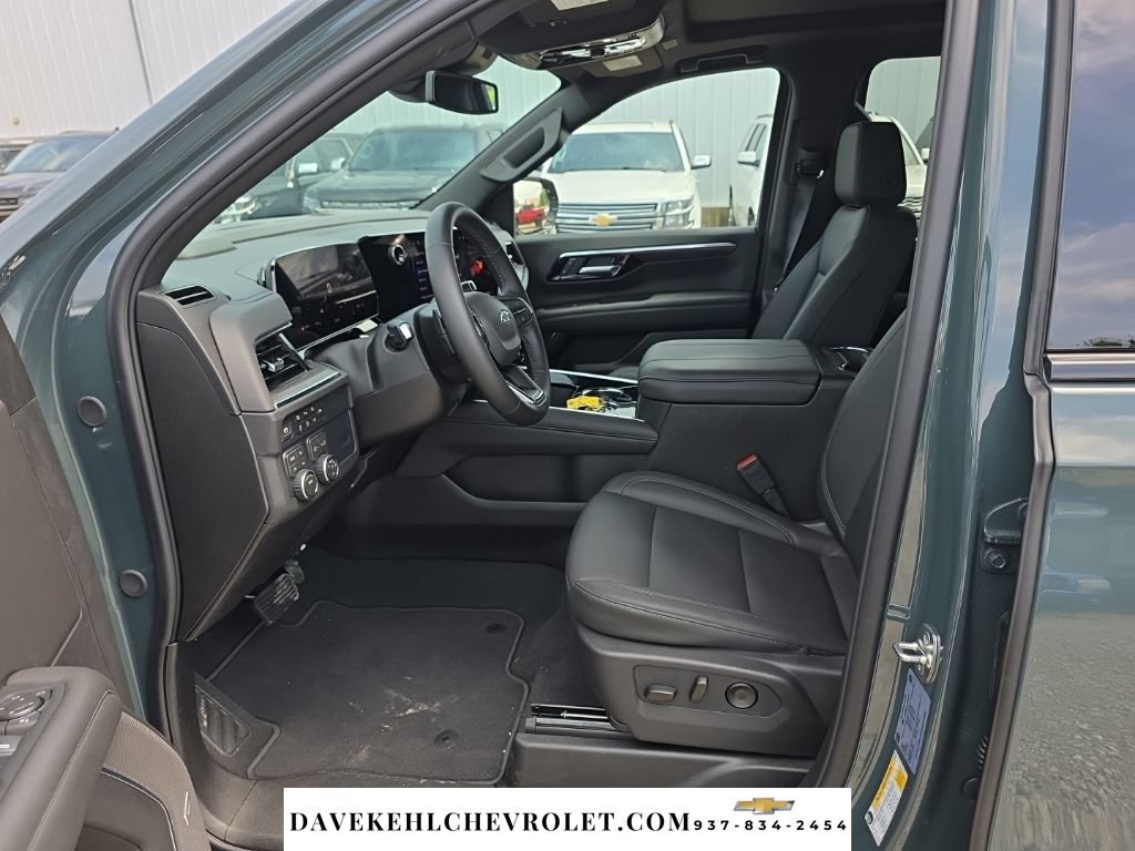 Used 2026 Chevrolet Suburban Z71 w/ Comfort Package AWD/4WD image 18