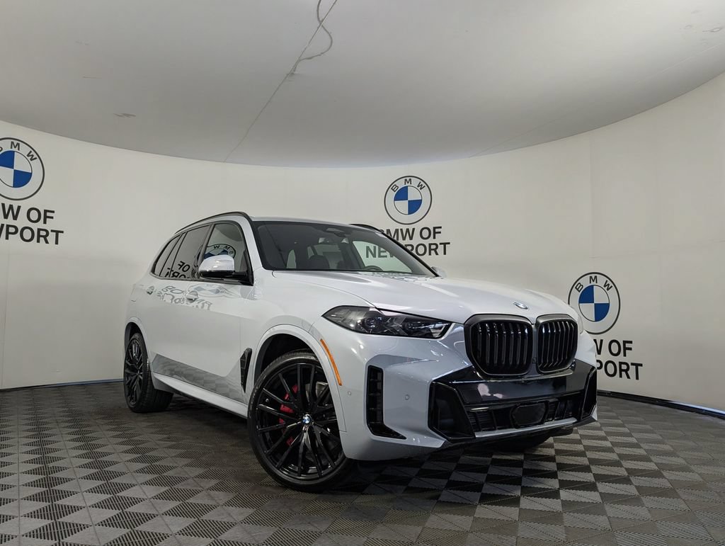 New 2026 BMW X5 xDrive40i w/ M Sport Package AWD/4WD image 3