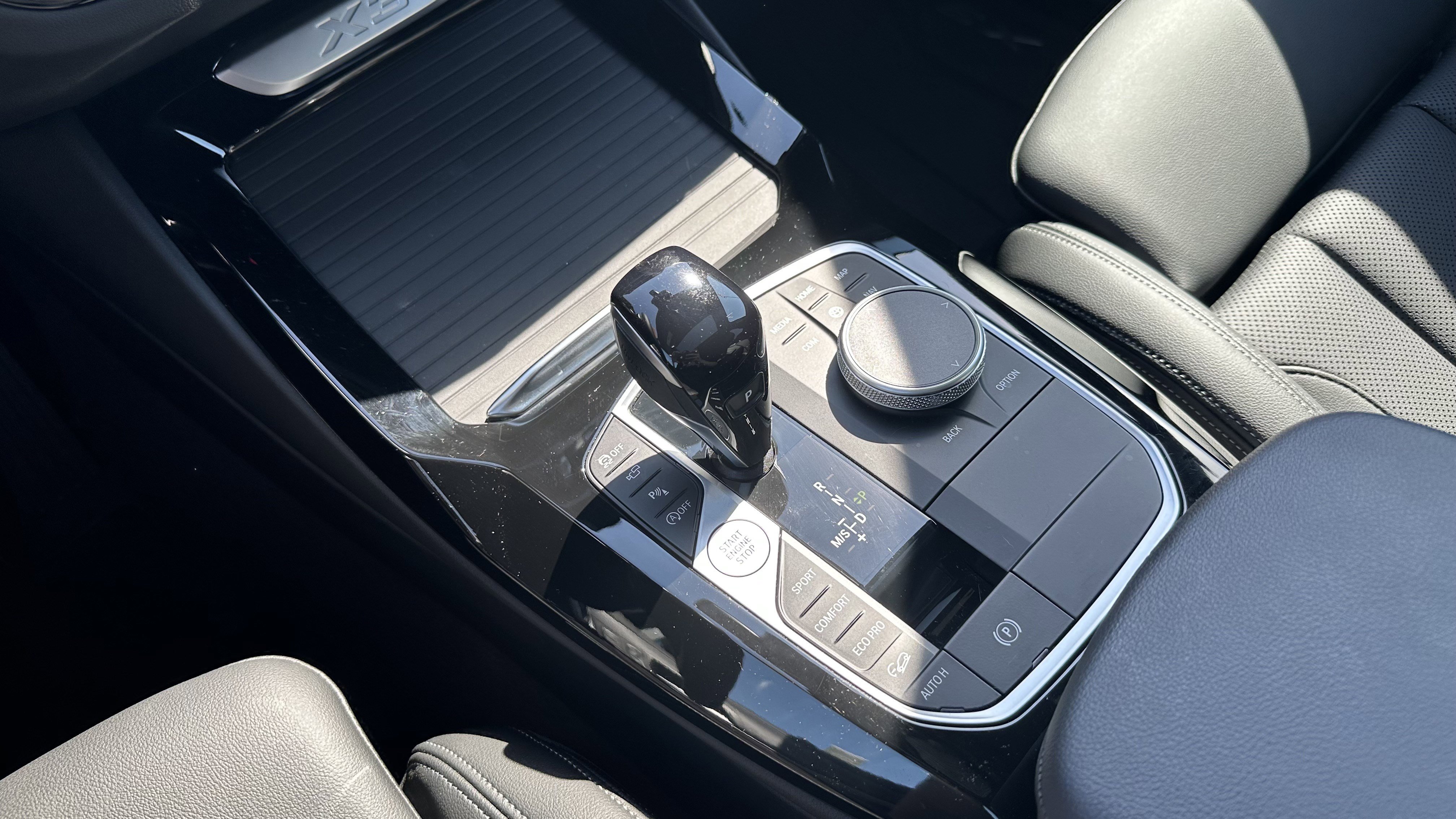 Certified 2024 BMW X3 xDrive30i w/ Convenience Package image 27