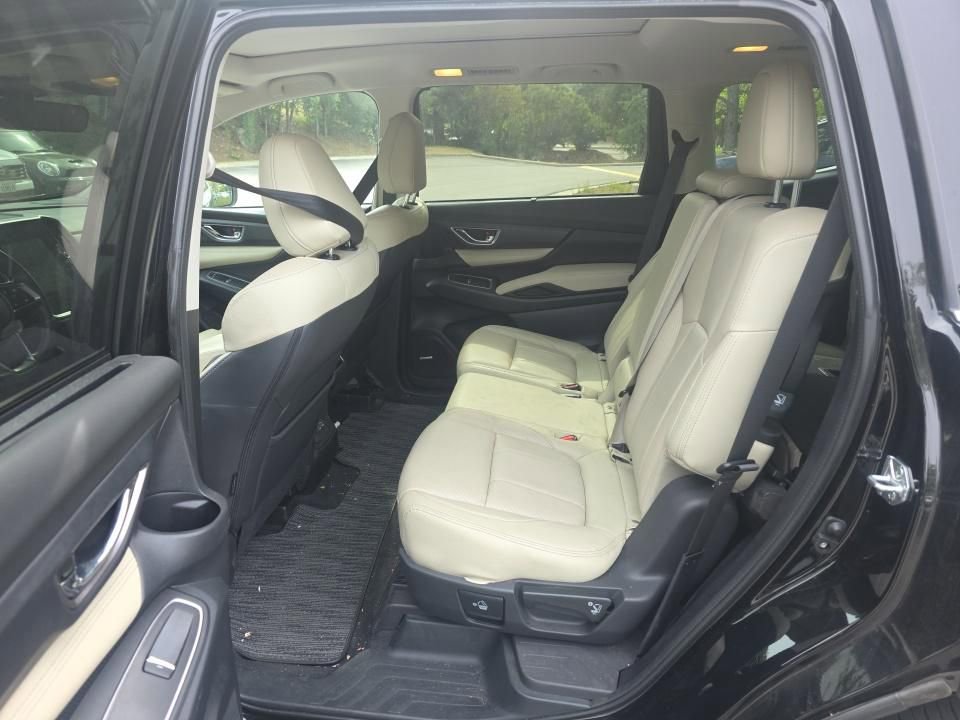Used 2023 Subaru Ascent Limited w/ Technology Package image 6