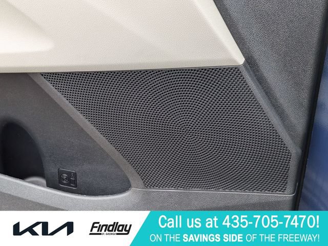 Certified 2025 Kia Sorento S w/ Panoramic Sunroof Package AWD/4WD image 28