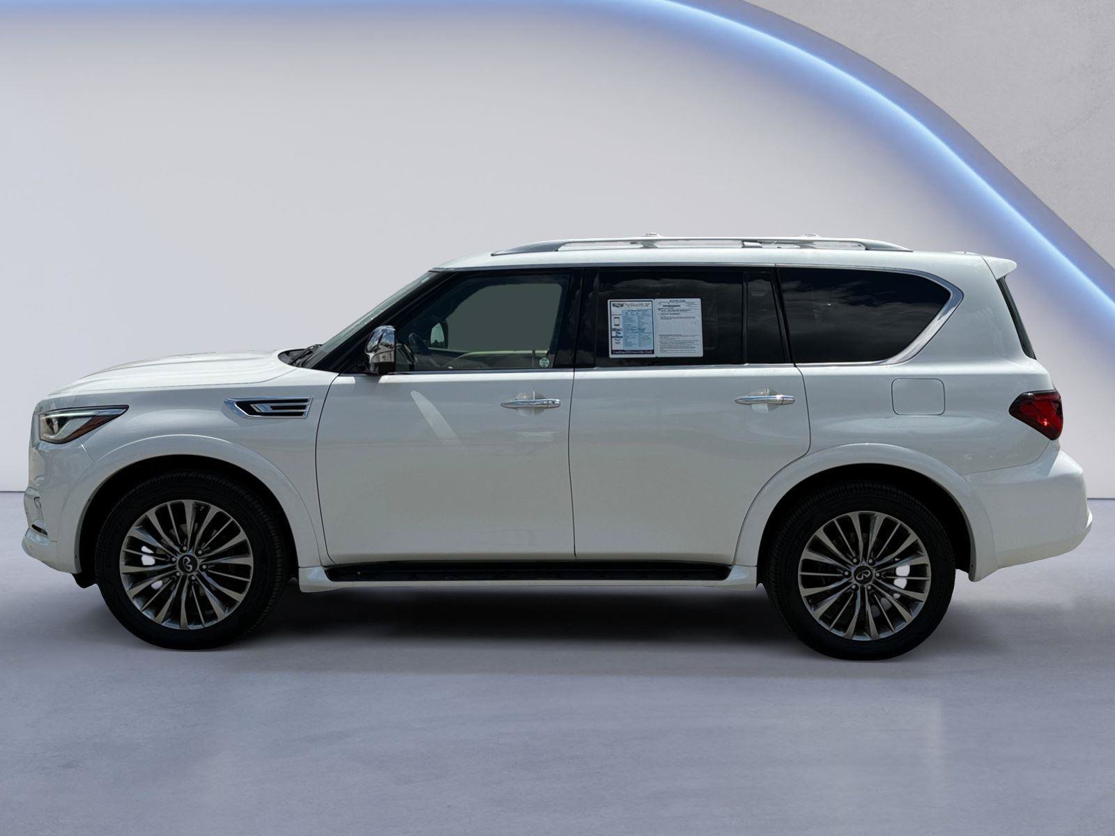 Used 2021 INFINITI QX80 Sensory w/ Cargo Package AWD/4WD image 7