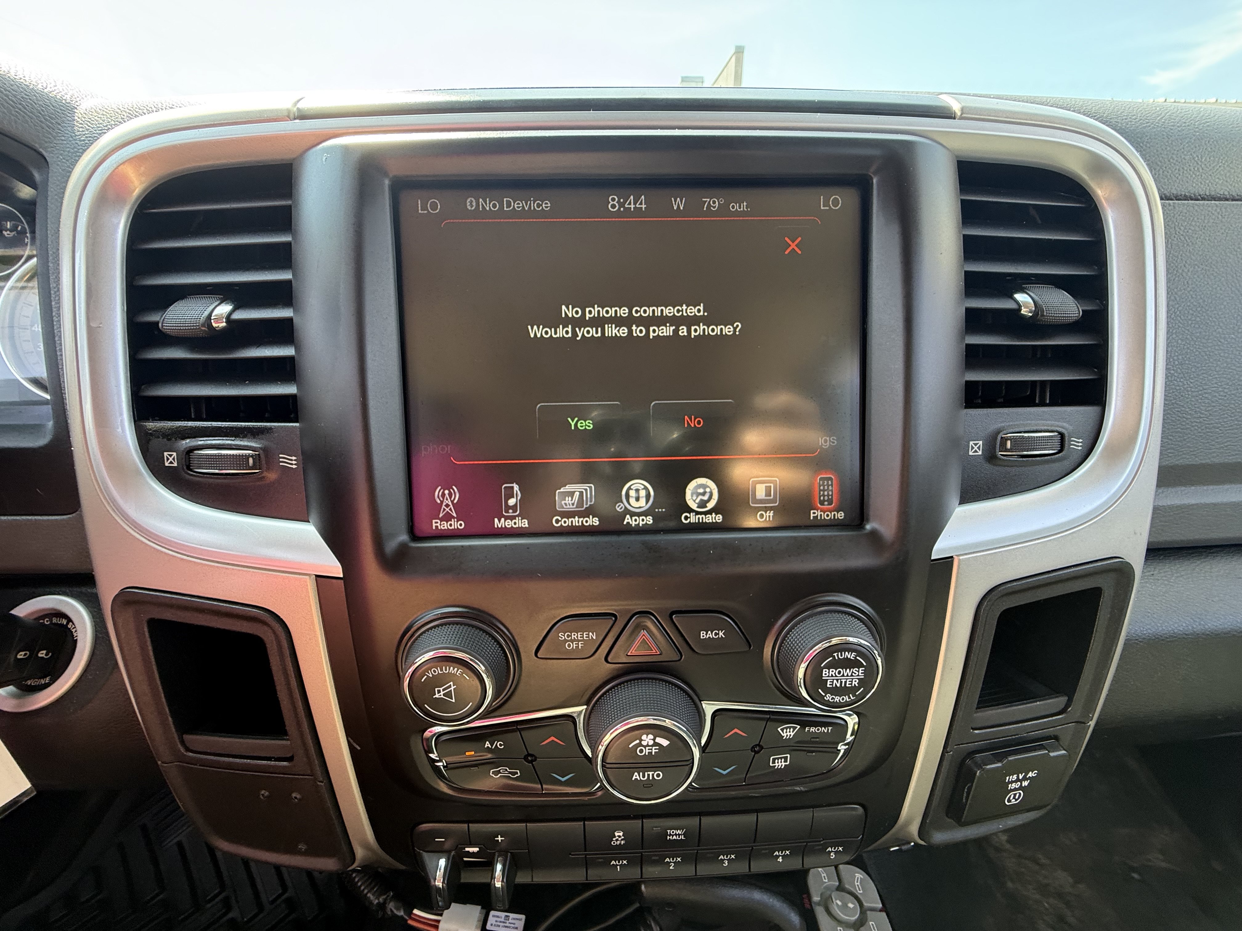 Used 2016 RAM 3500 SLT w/ Quick Order Package 27G SLT AWD/4WD image 26