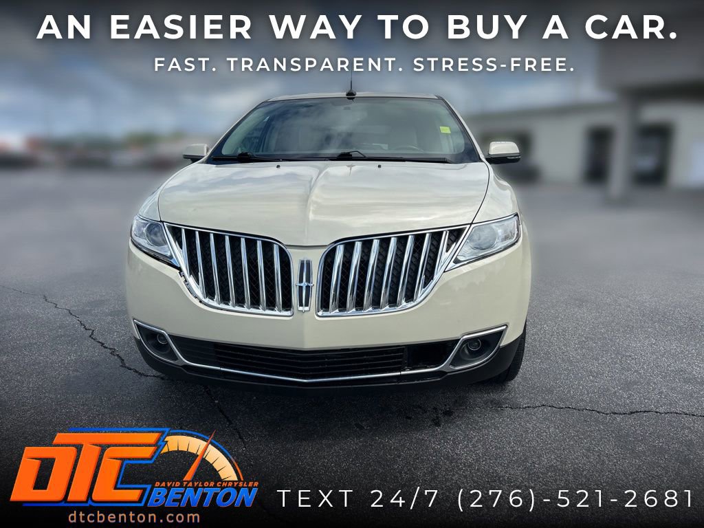 Used 2014 Lincoln MKX AWD w/ Equipment Group 101A image 8