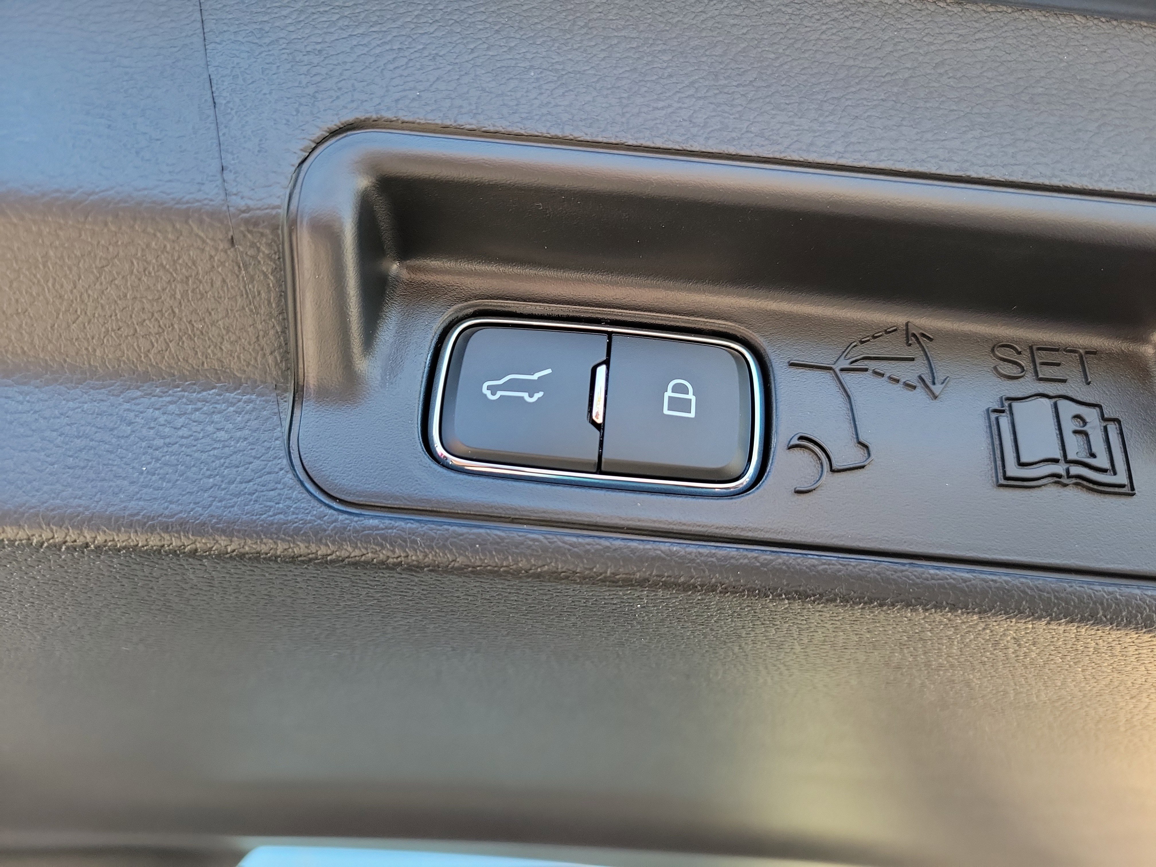 New 2026 Ford Explorer Active w/ Active Comfort Package image 11