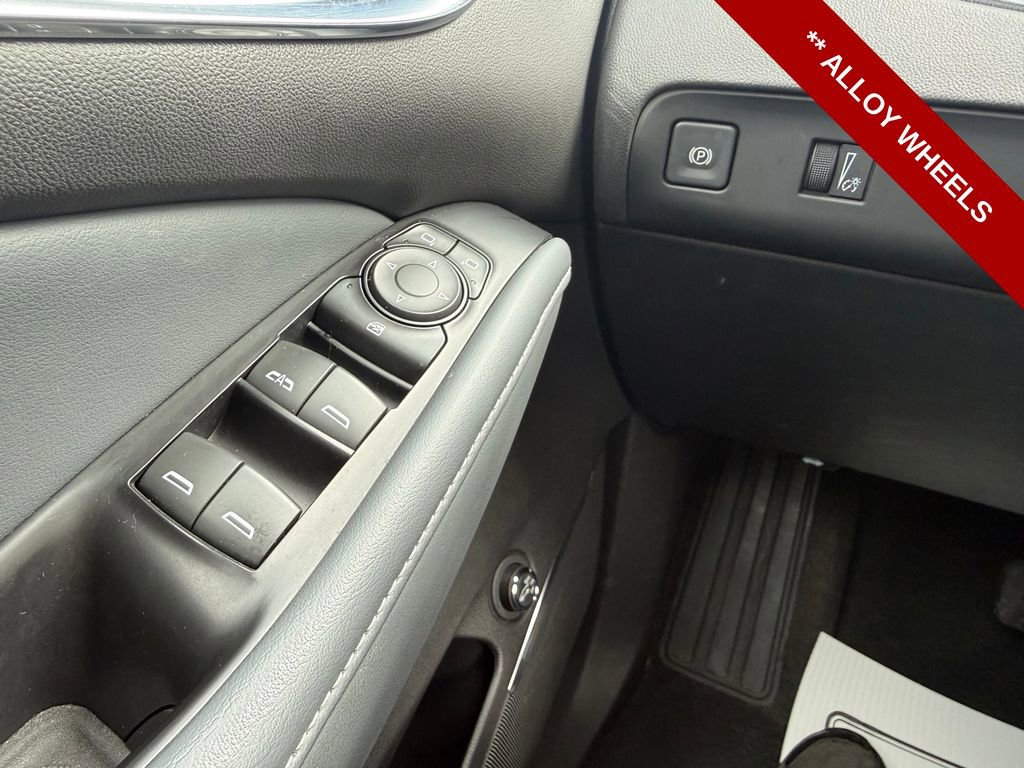 Used 2023 Buick Enclave Essence w/ Sport Touring Edition image 21