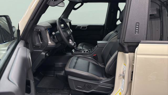 New 2026 Ford Bronco Outer Banks AWD/4WD image 9