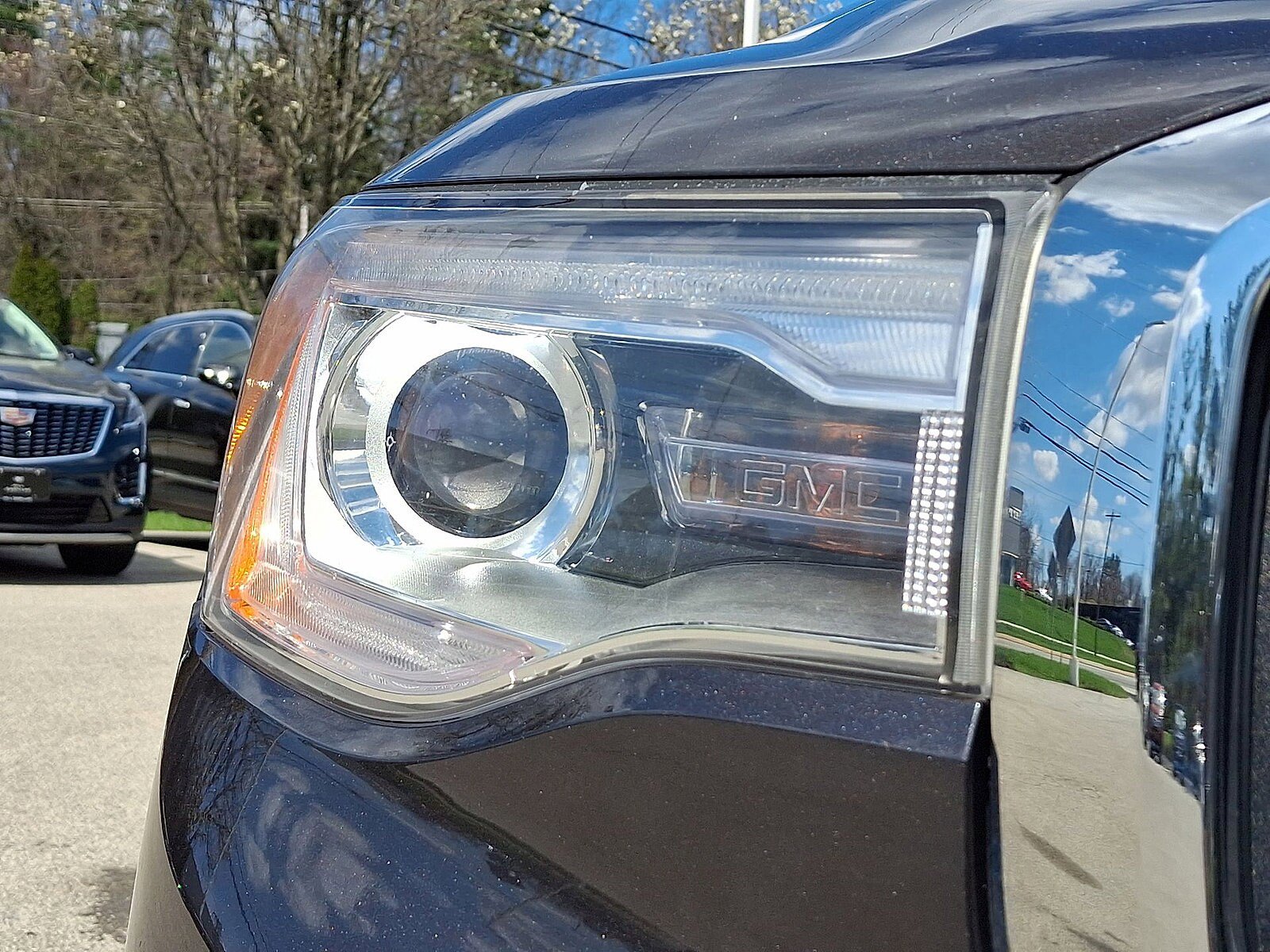 Used 2019 GMC Acadia SLT w/ LPO, Floor Liner Package AWD/4WD image 28