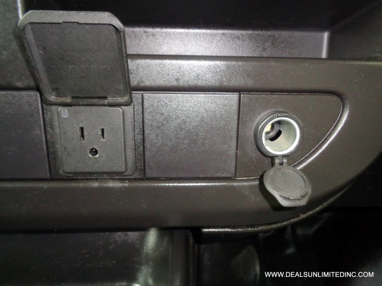 Used 2021 Chevrolet Express 2500 image 13