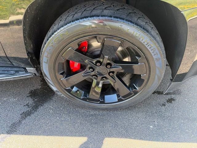 Used 2019 GMC Yukon SLT w/ Graphite Performance Edition AWD/4WD image 46