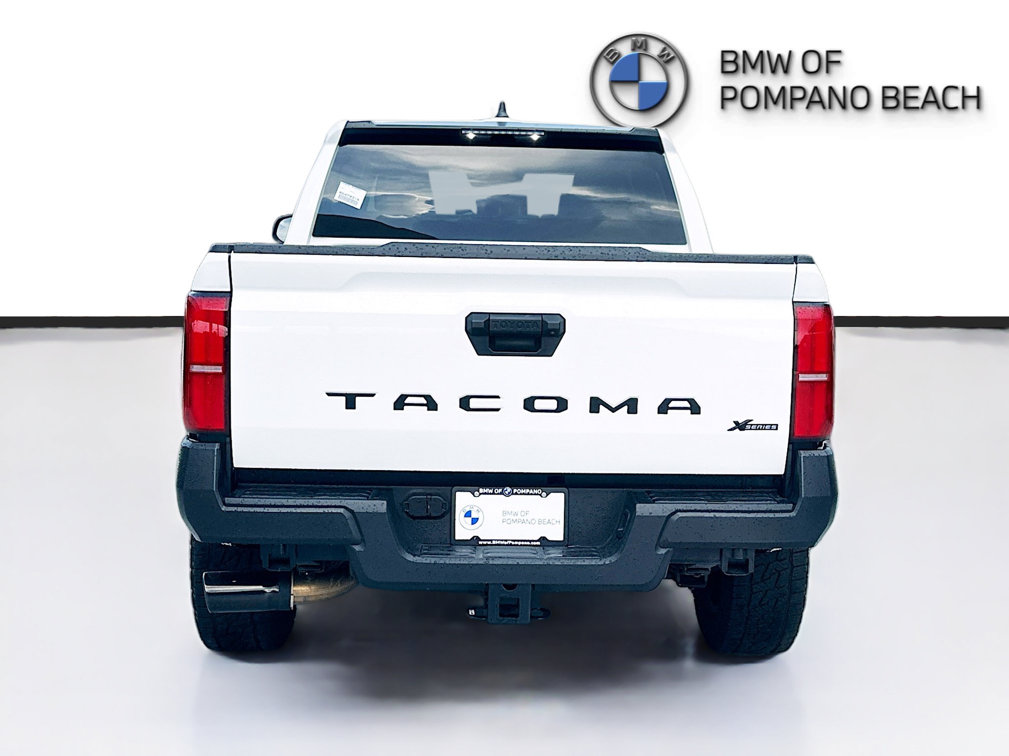 Used 2025 Toyota Tacoma SR RWD image 5