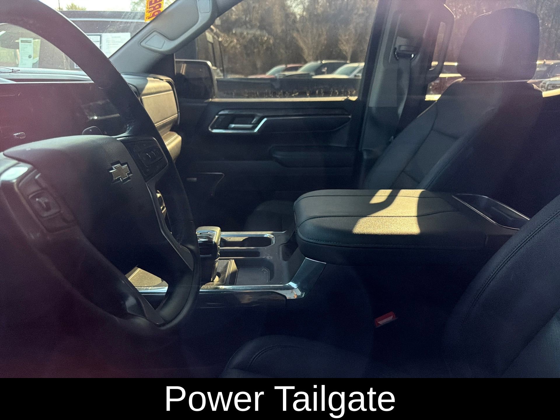 Used 2024 Chevrolet Silverado 1500 LTZ w/ Z71 Off-Road Package image 5