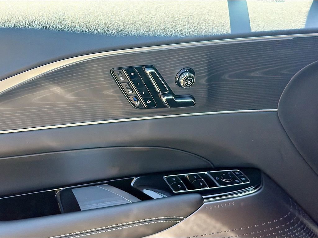 New 2025 Cadillac Lyriq Sport image 18