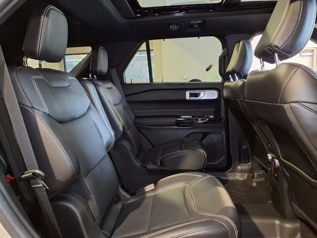 Used 2023 Ford Explorer ST w/ Equipment Group 401A image 28