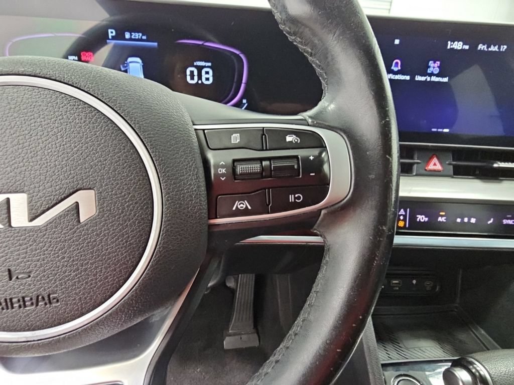 Used 2023 Kia Sportage EX FWD image 29