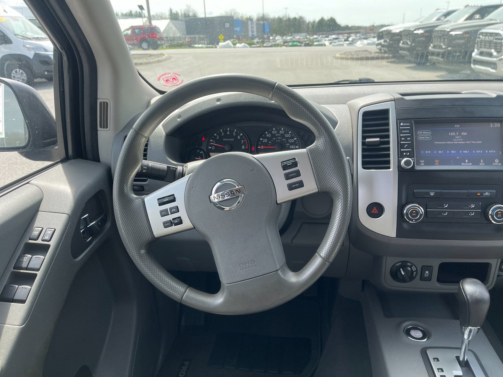 Used 2021 Nissan Frontier SV image 16