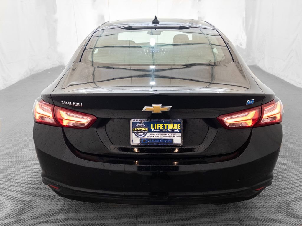 Used 2019 Chevrolet Malibu Hybrid w/ Leather Package image 6