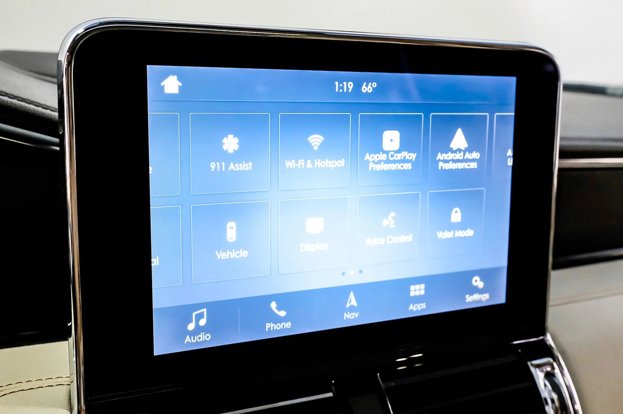 Used 2019 Lincoln Navigator Select image 22