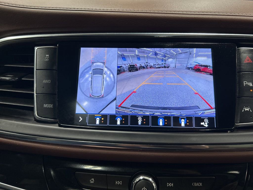 Used 2021 Buick Enclave Avenir w/ Avenir Technology Package image 24