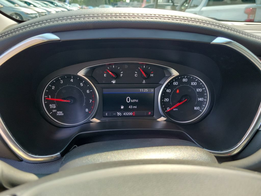 Used 2025 Chevrolet Blazer LT AWD/4WD image 28