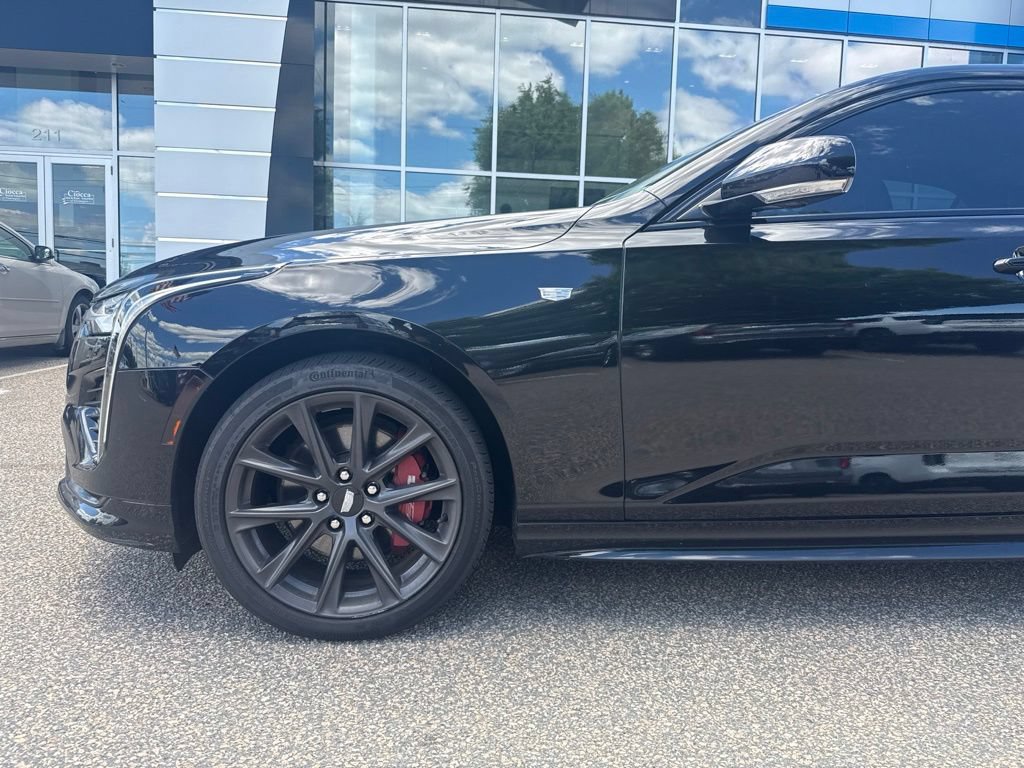 Used 2021 Cadillac CT4 Sport w/ Technology Package AWD/4WD image 5