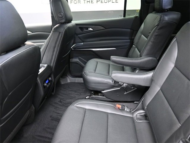 New 2026 Chevrolet Traverse LT w/ LPO, Floor Liner Package image 14