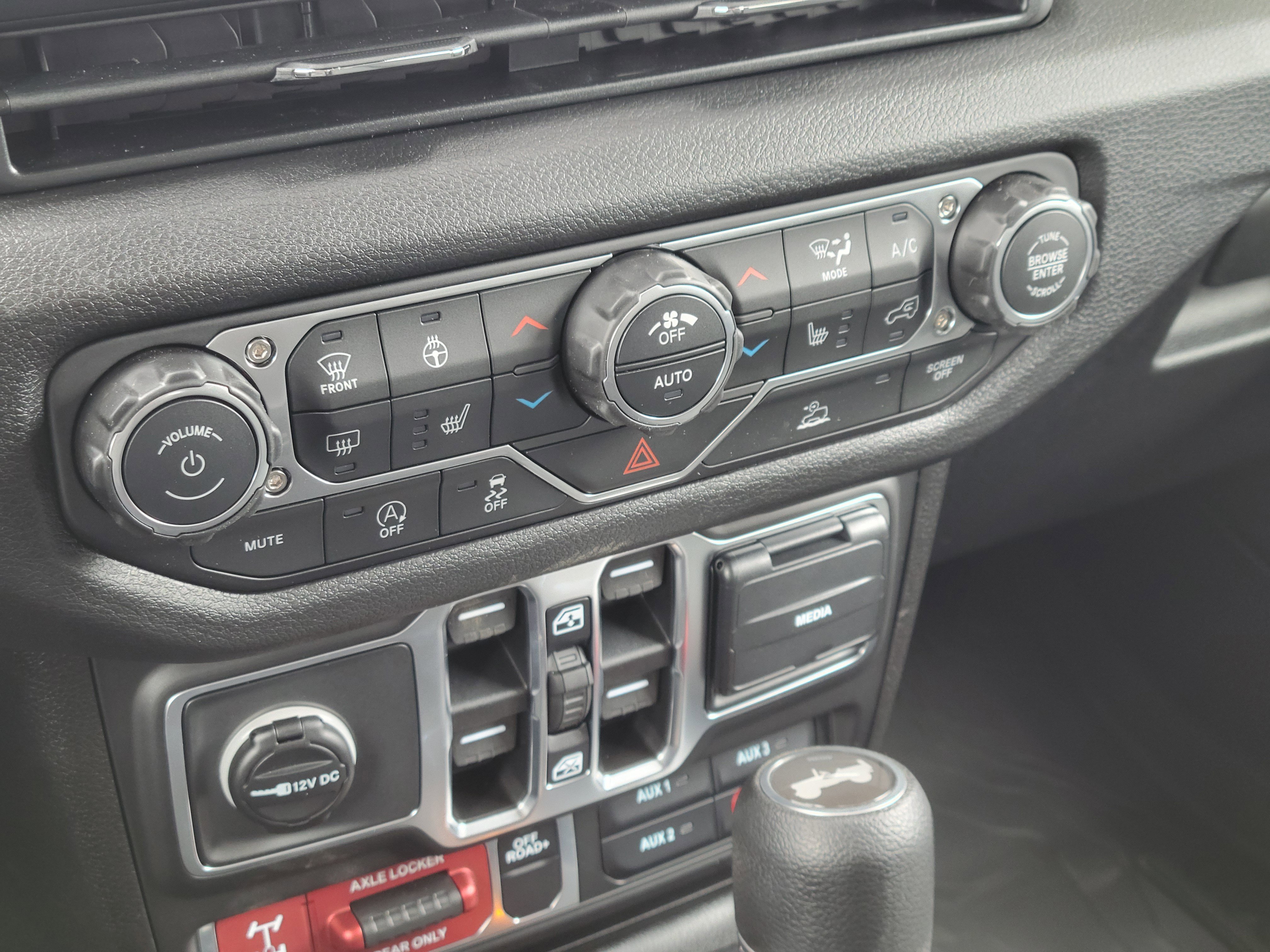 New 2026 Jeep Wrangler Unlimited Sport image 15