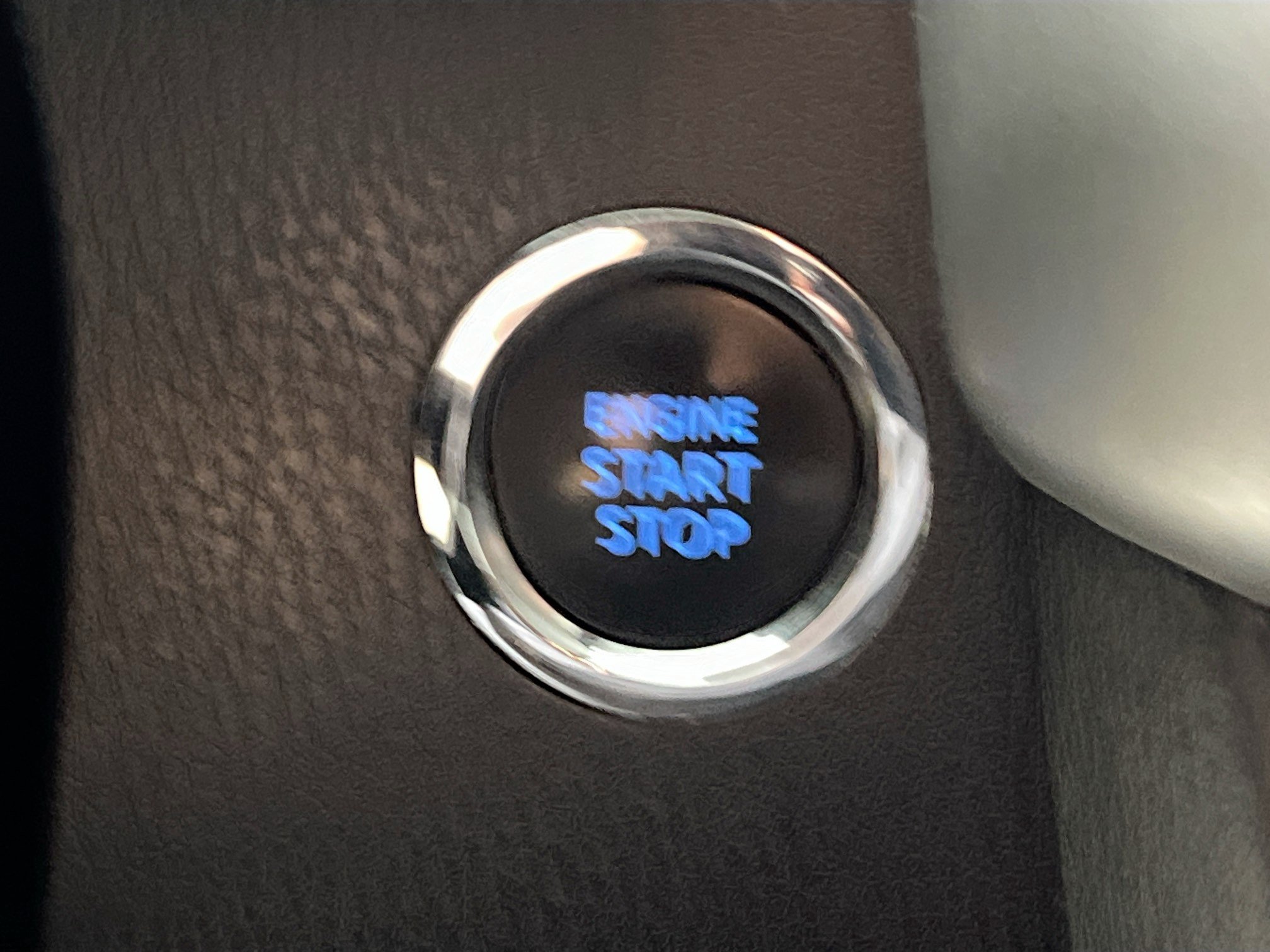 Used 2019 Toyota Highlander XLE FWD image 23