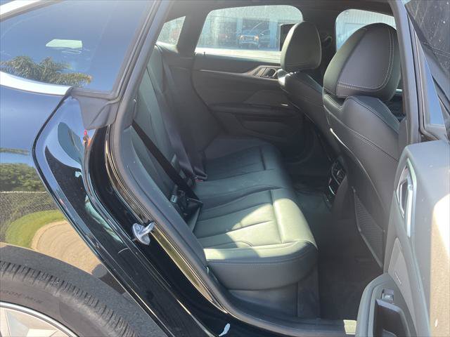 Used 2023 BMW i4 eDrive35 RWD image 19