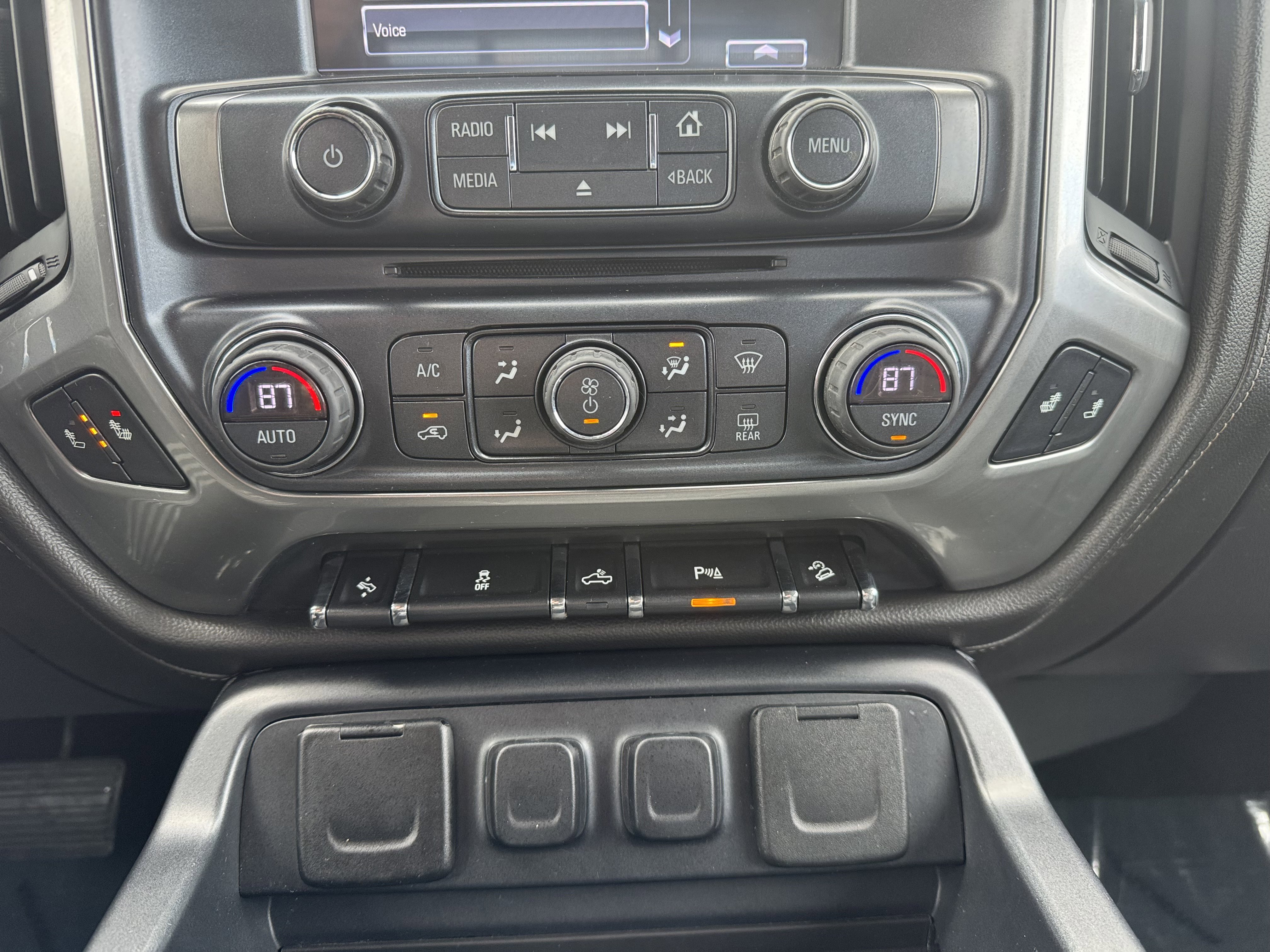 Used 2017 Chevrolet Silverado 1500 LTZ Z71 w/ LTZ Plus Package image 37