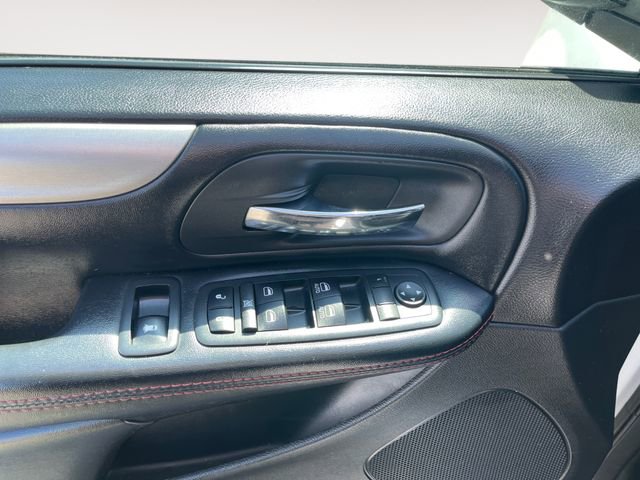 Used 2019 Dodge Grand Caravan GT FWD image 25