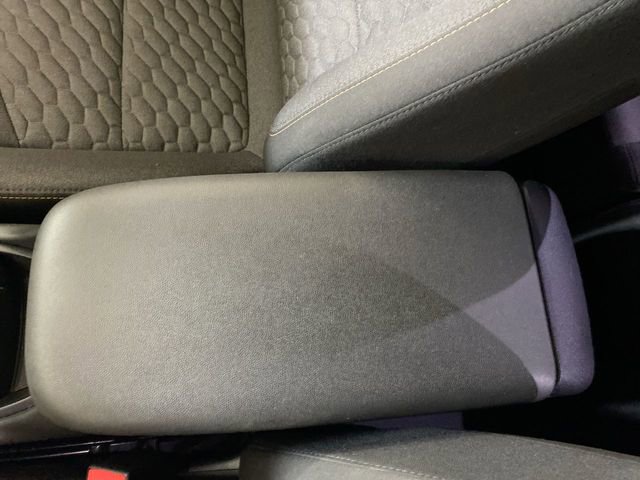 Used 2020 Chevrolet Equinox LT w/ Driver Convenience Package image 41