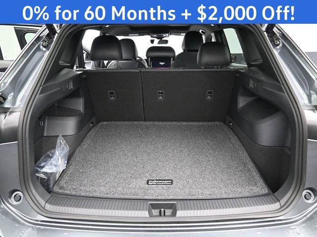 New 2026 Volkswagen Tiguan SE R-Line image 12