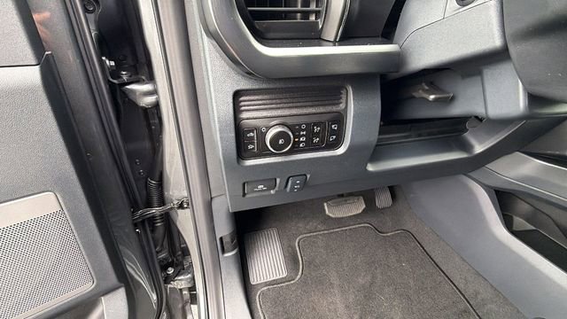 New 2026 Ford F250 Lariat image 33