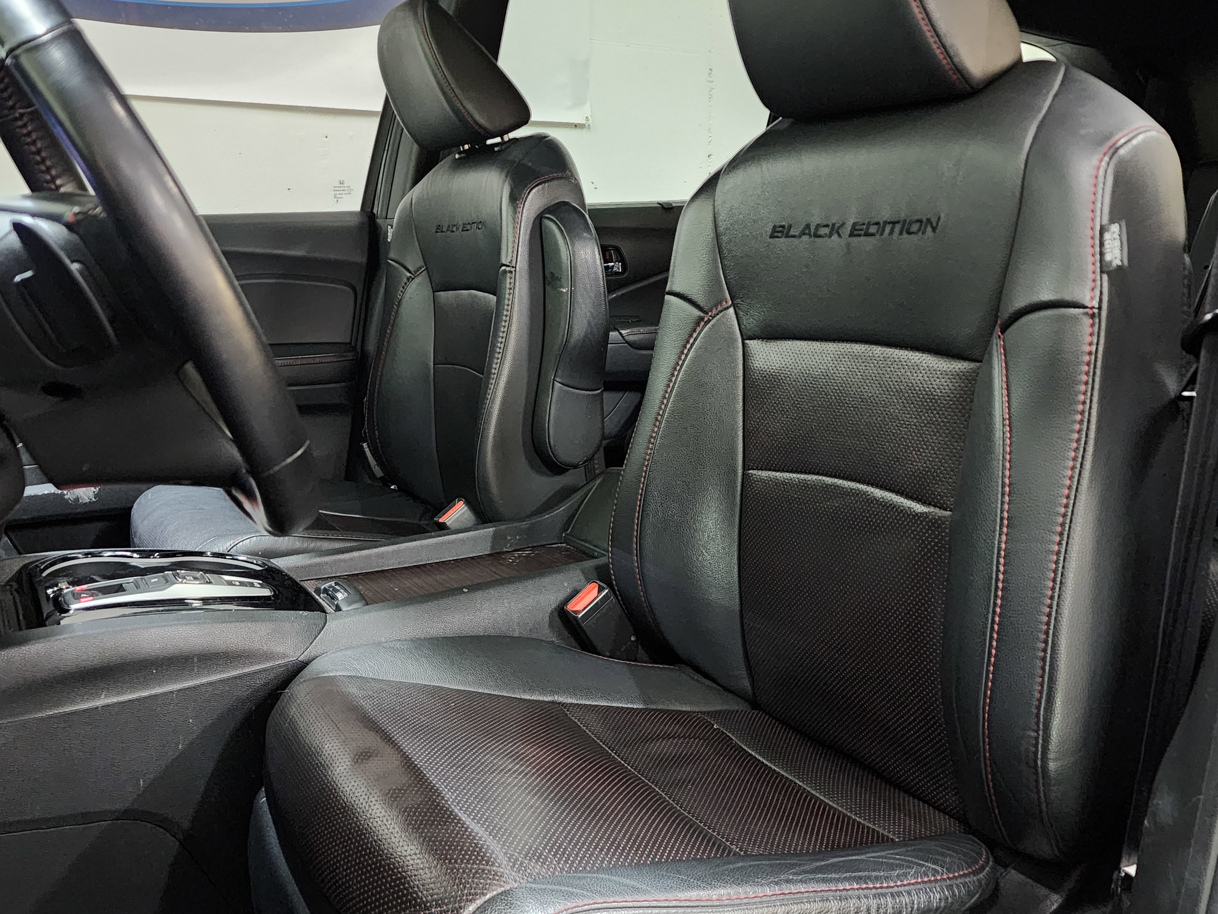 Used 2021 Honda Pilot Black Edition image 14