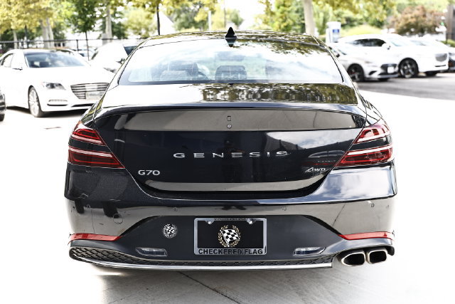 Used 2022 Genesis G70 2.0T w/ Prestige Package AWD/4WD image 10