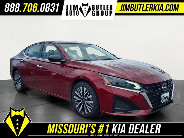 Used 2025 Nissan Altima 2.5 SV FWD image 26