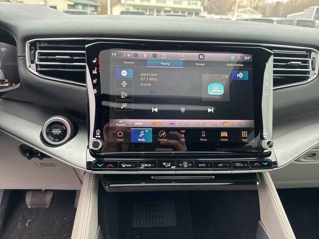 New 2026 Jeep Grand Wagoneer 4WD w/ Premium Group I image 12