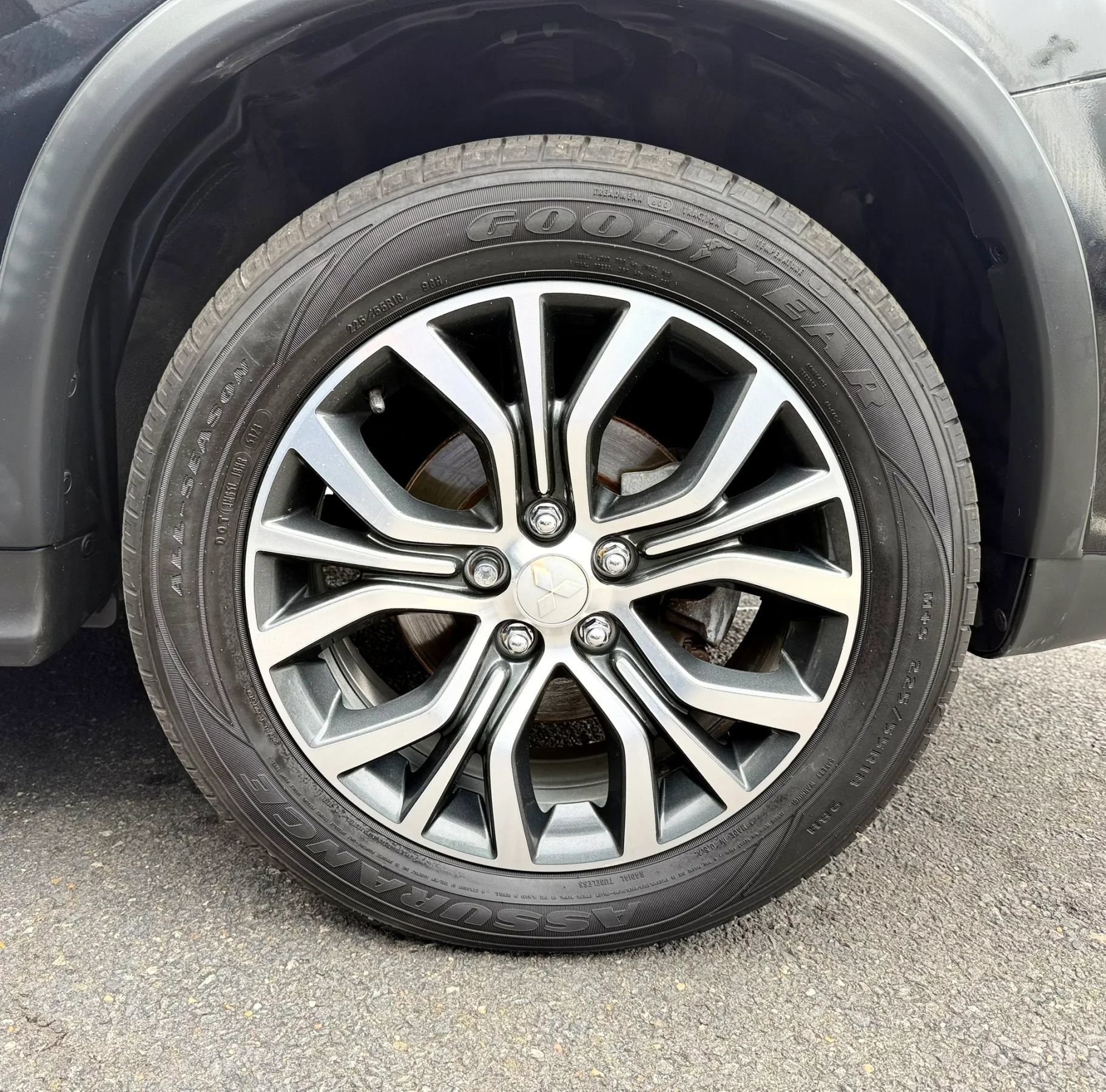 Used 2018 Mitsubishi Outlander Sport ES FWD image 43