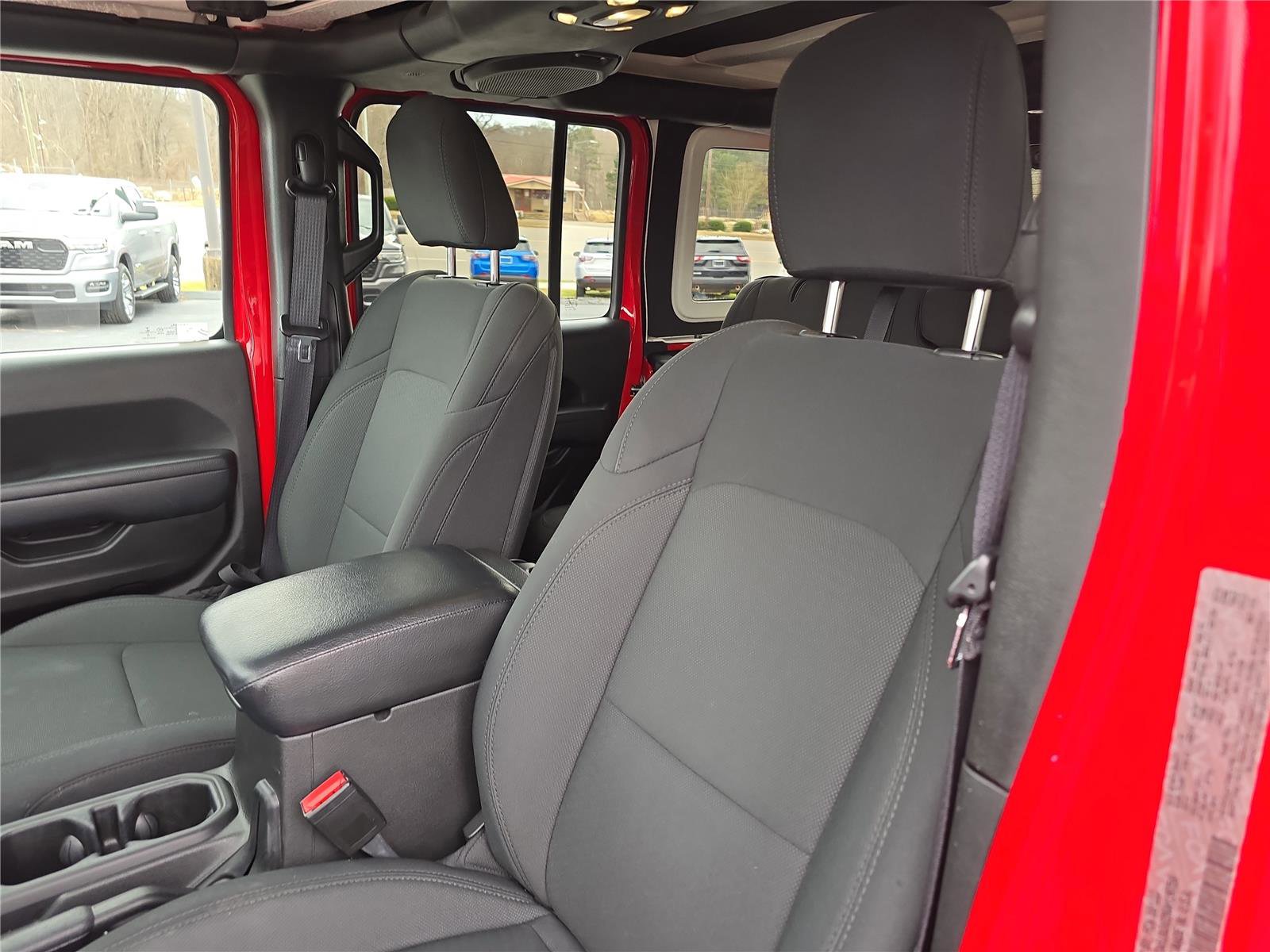 Used 2022 Jeep Wrangler Unlimited Sport image 21