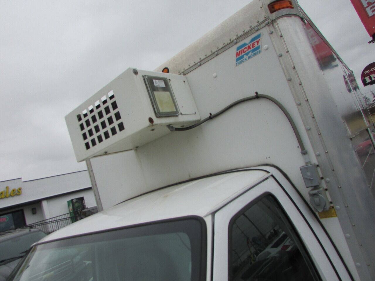 Used 2012 Ford E-450 and Econoline 450 Super Duty w/ PWR Locks & Windows Group RWD image 29
