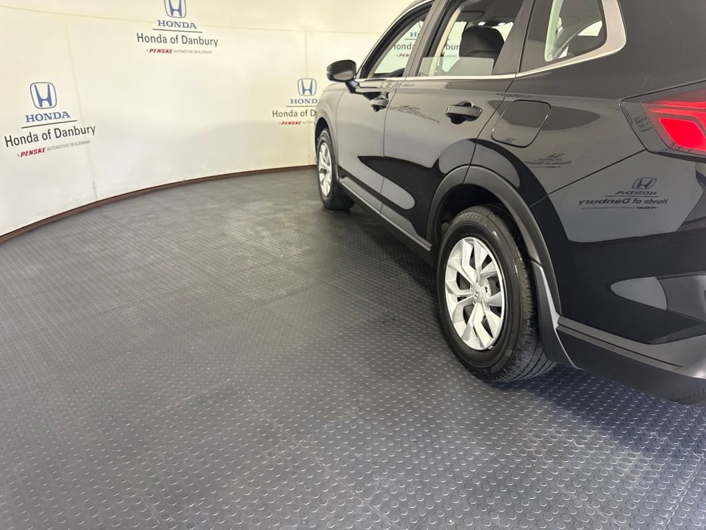 Used 2024 Honda CR-V LX image 11