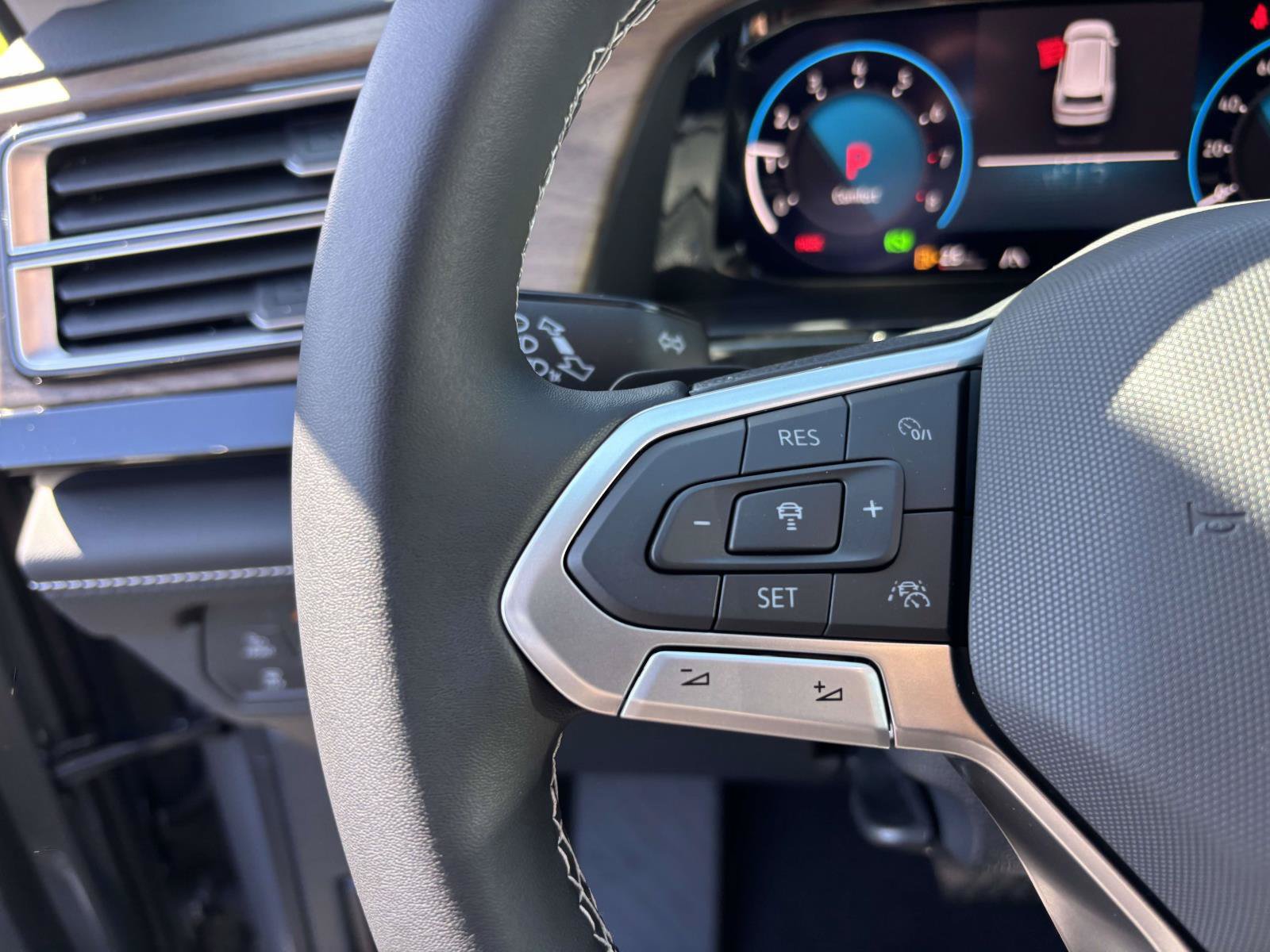 New 2026 Volkswagen Atlas SE AWD/4WD image 16
