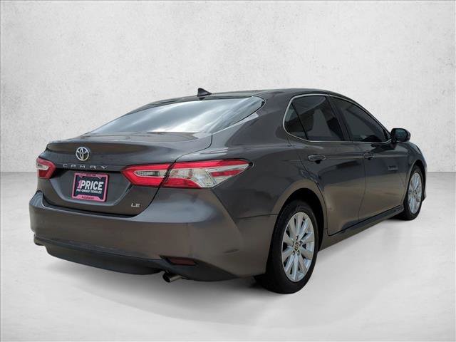 Used 2020 Toyota Camry LE FWD image 5