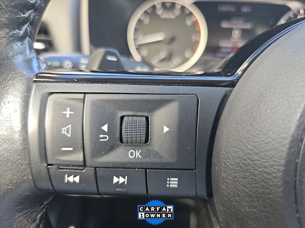 Used 2021 Nissan Rogue SV w/ Premium Package image 12