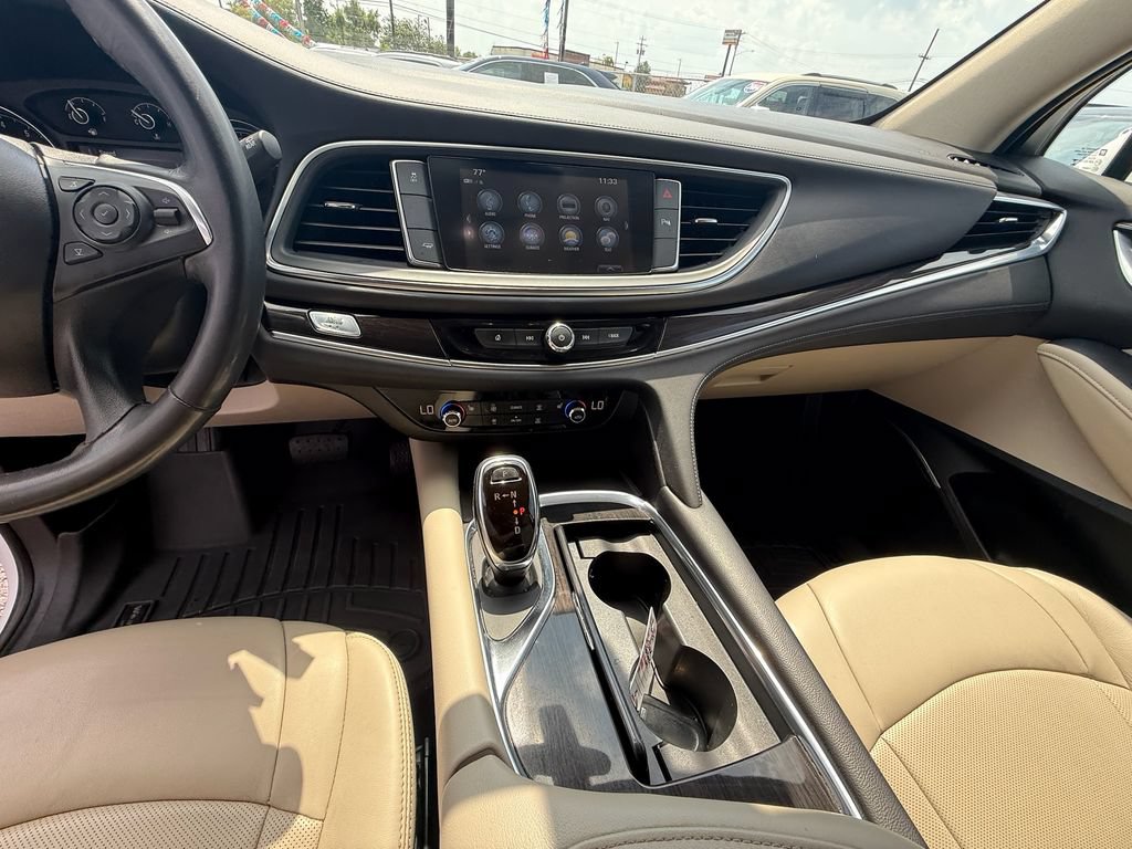 Used 2018 Buick Enclave Essence w/ Trailering Package FWD image 15