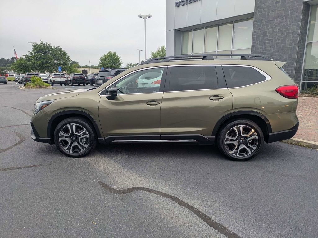 Certified 2025 Subaru Ascent Limited AWD/4WD image 8